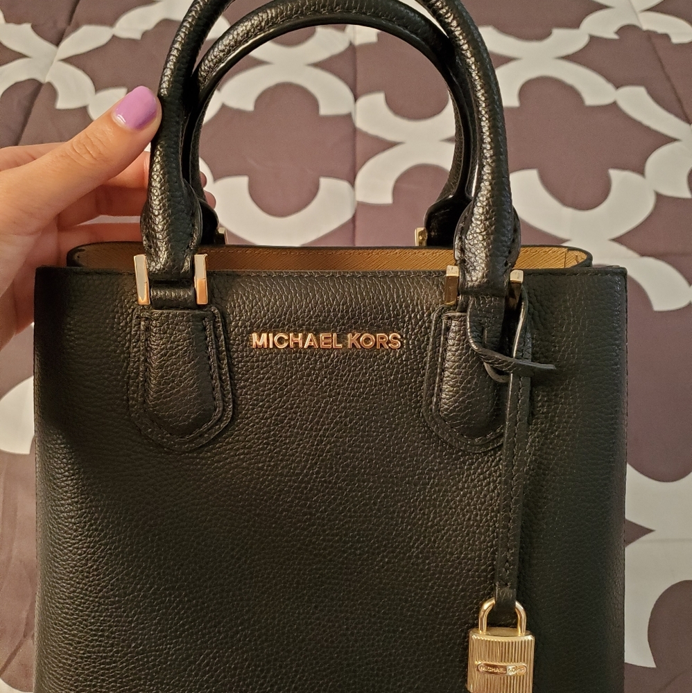 Michael Kors Crossbody Bag